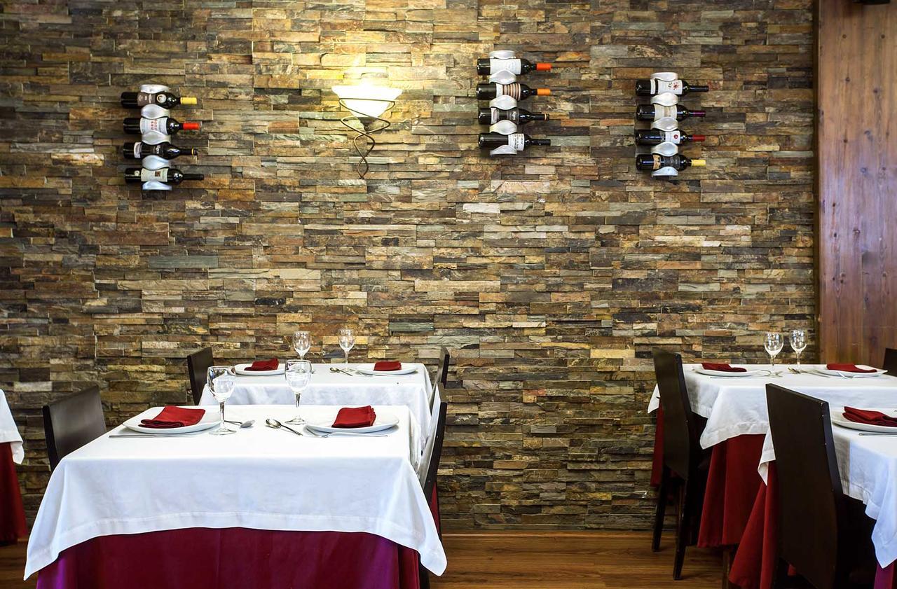 Hostal La Placa Erill la Vall Exterior foto