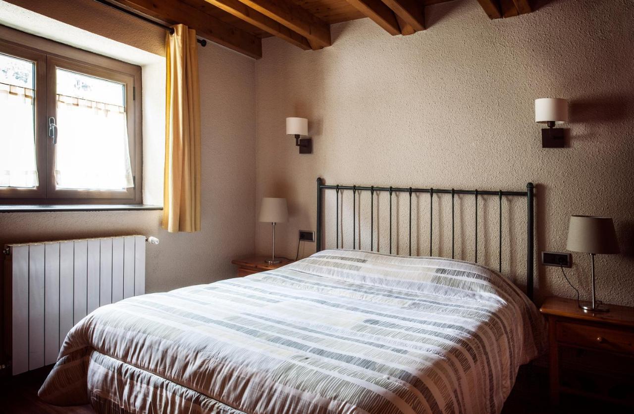 Hostal La Placa Erill la Vall Exterior foto