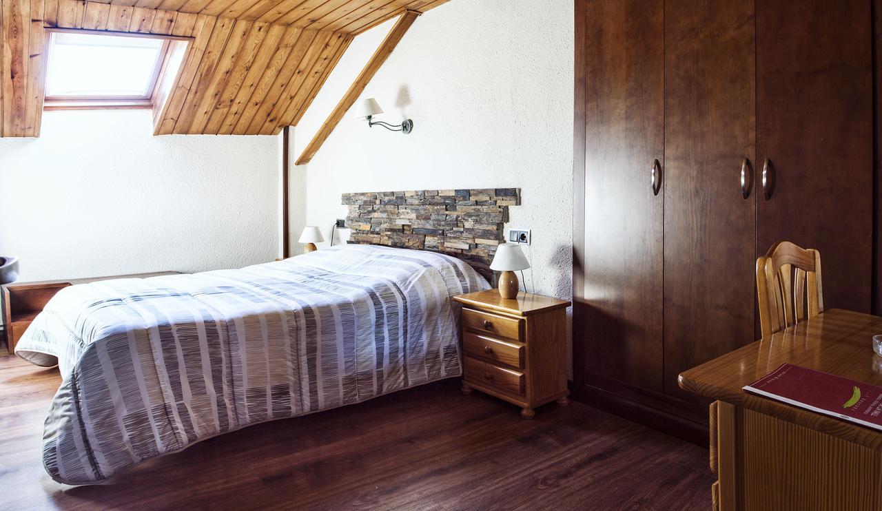 Hostal La Placa Erill la Vall Exterior foto