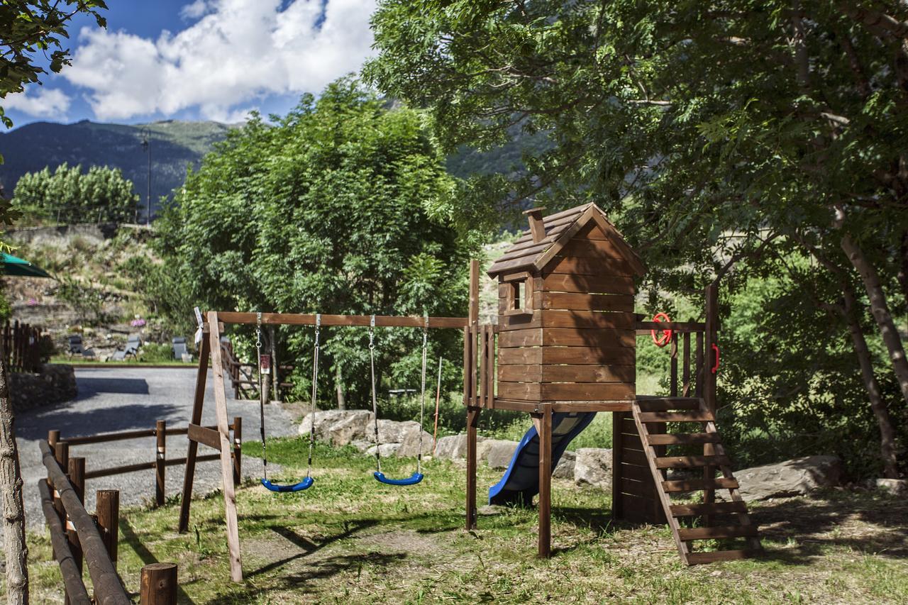 Hostal La Placa Erill la Vall Exterior foto